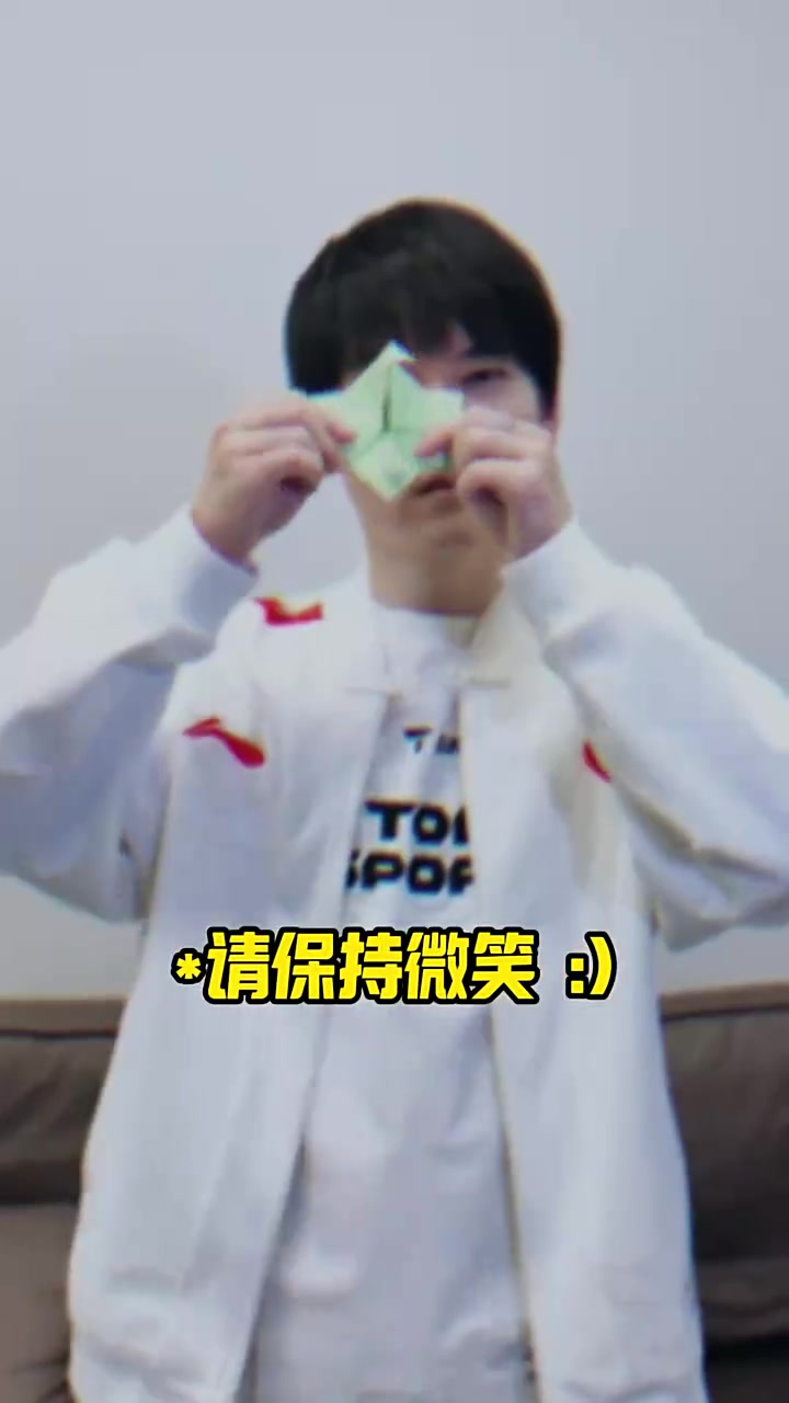 JackeyLove赛后发整活视频：让我看看今天是谁来看比赛了？